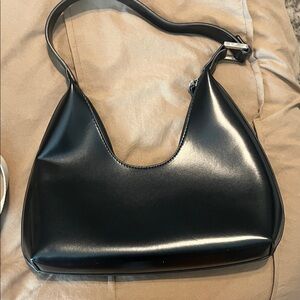 Elegant Black Shoulder Bag